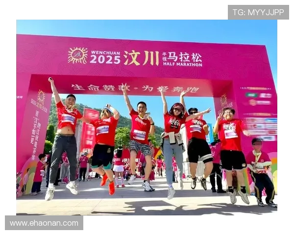 成马开跑，中粮可口可乐四川跑团红动赛道